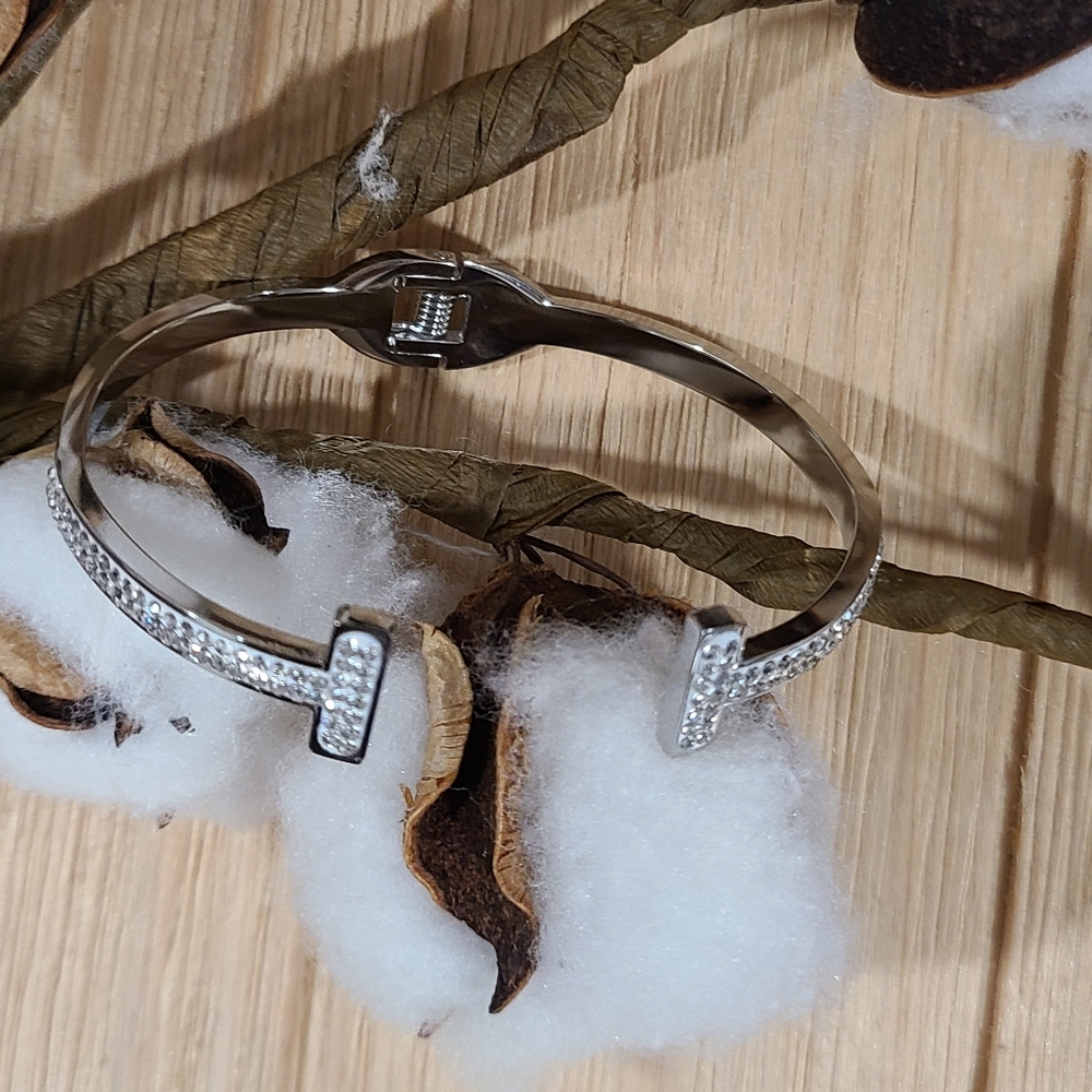 Crystal Pavé Open T-Ends Cuff Bracelet - Silver - Picture 13 of 16